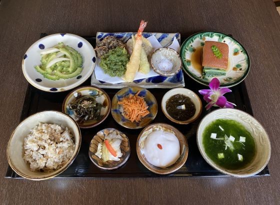琉球料理 ぬちがふう（命果報）（料理）