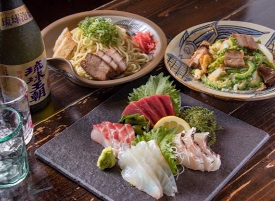 泡盛と沖縄料理　郷家（料理）